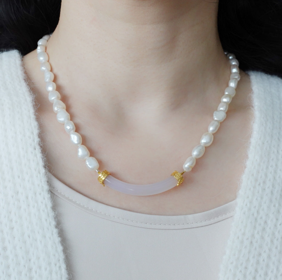 Baroque Pearl Crystal Curve Tube Necklace - Yun Boutique