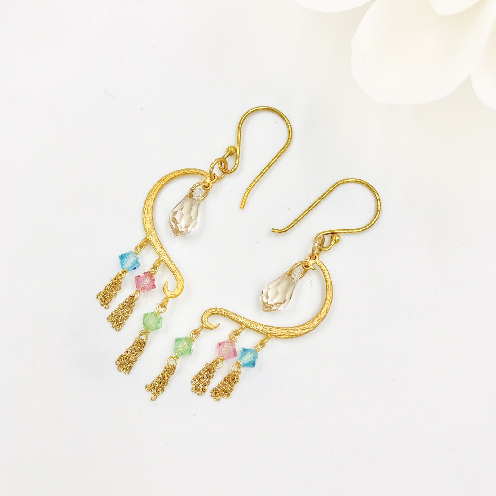 Heavenly Elegance Earrings - Yun Boutique