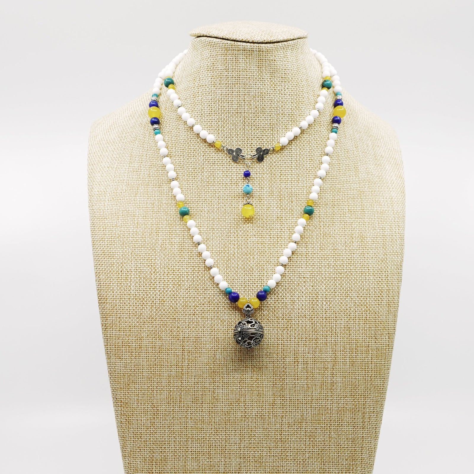 Silver Auspicious Cloud Locket Tridacna Necklace - Yun Boutique