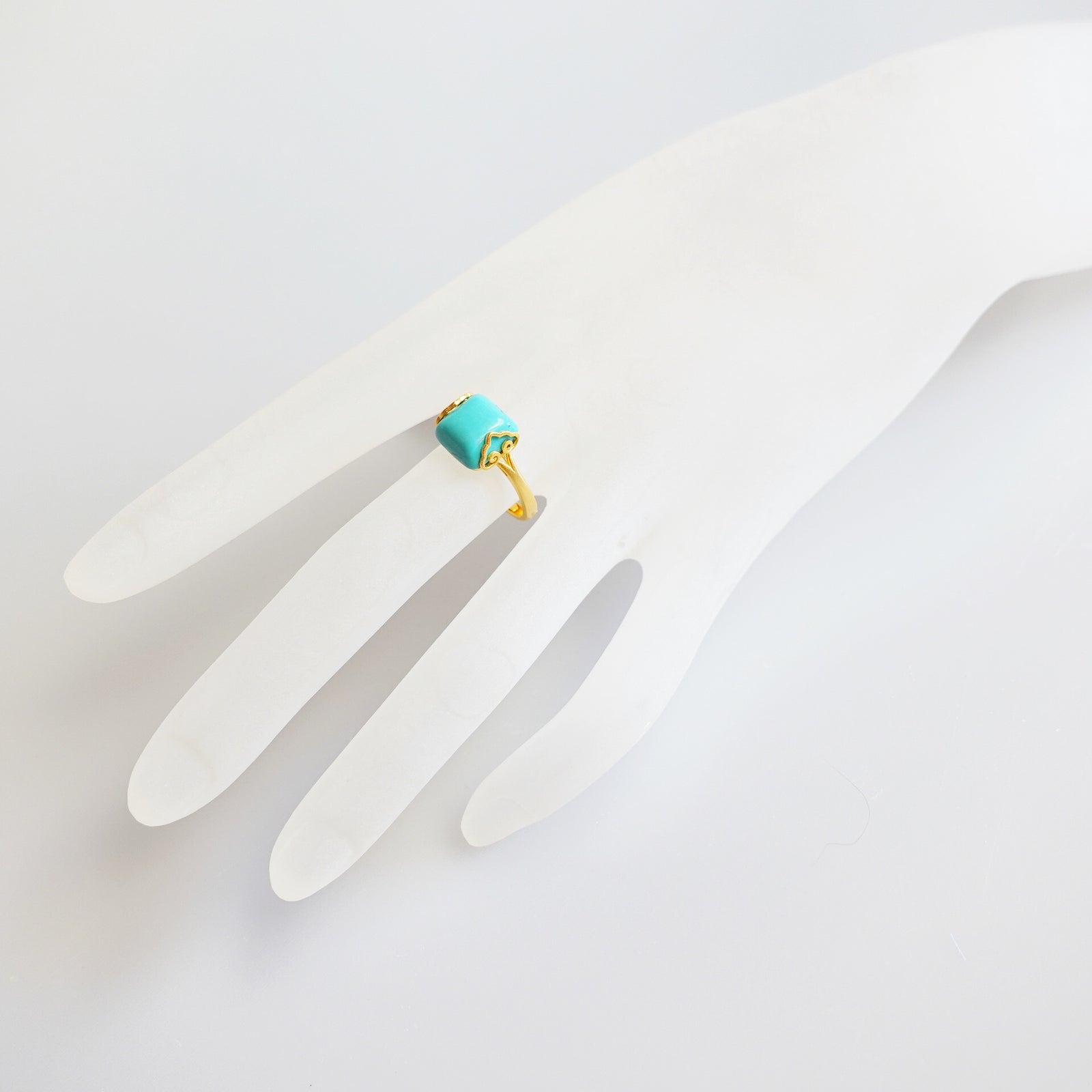 Gold Square Turquoise Ring - Yun Boutique