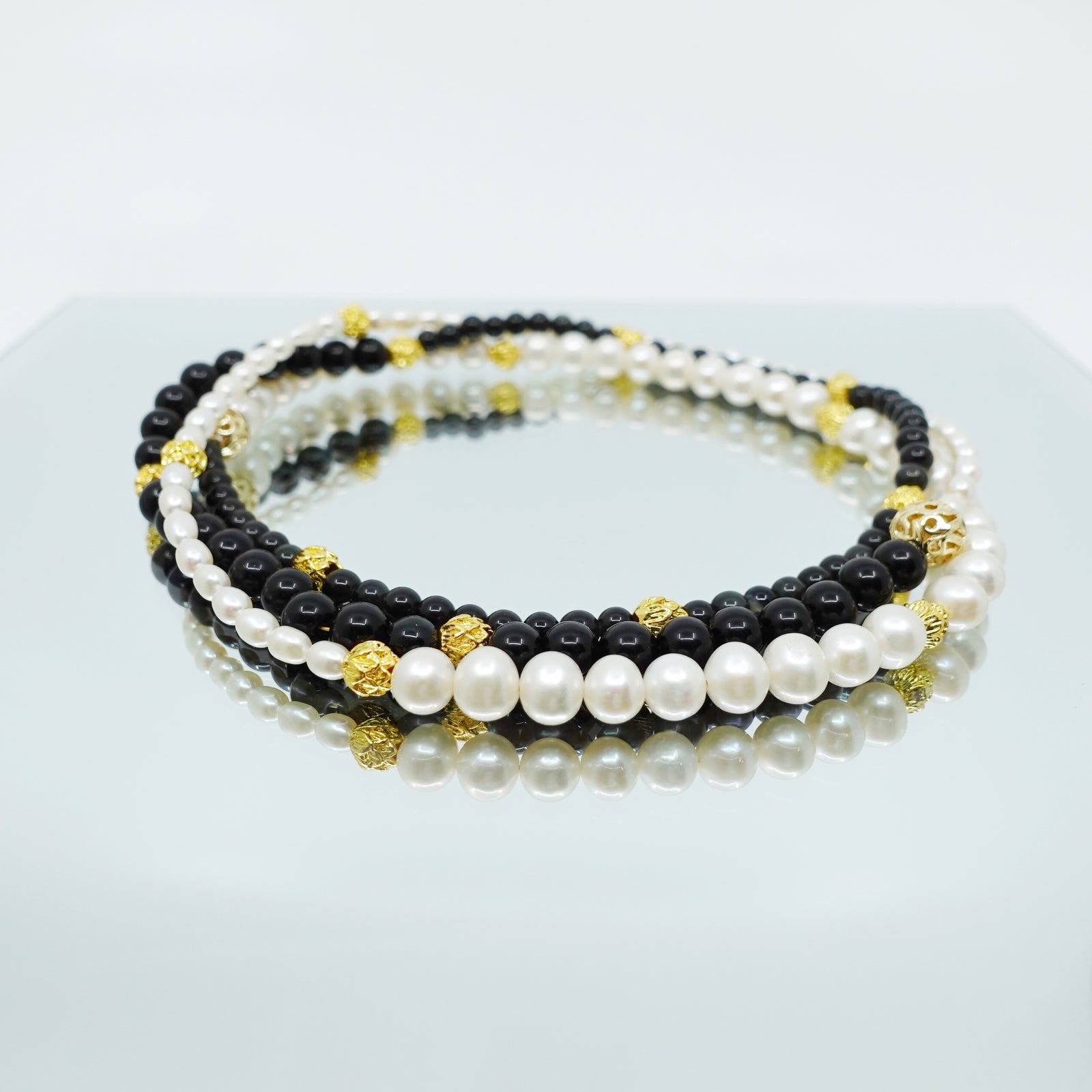 Return to Origin Pearl and Obsidian Opera Necklace - Yun Boutique