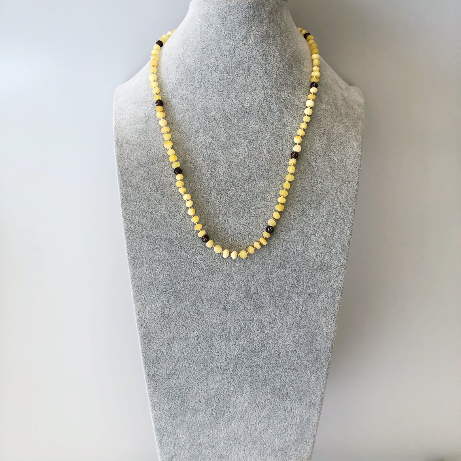 Return to Origin Amber Necklace Set - Yun Boutique