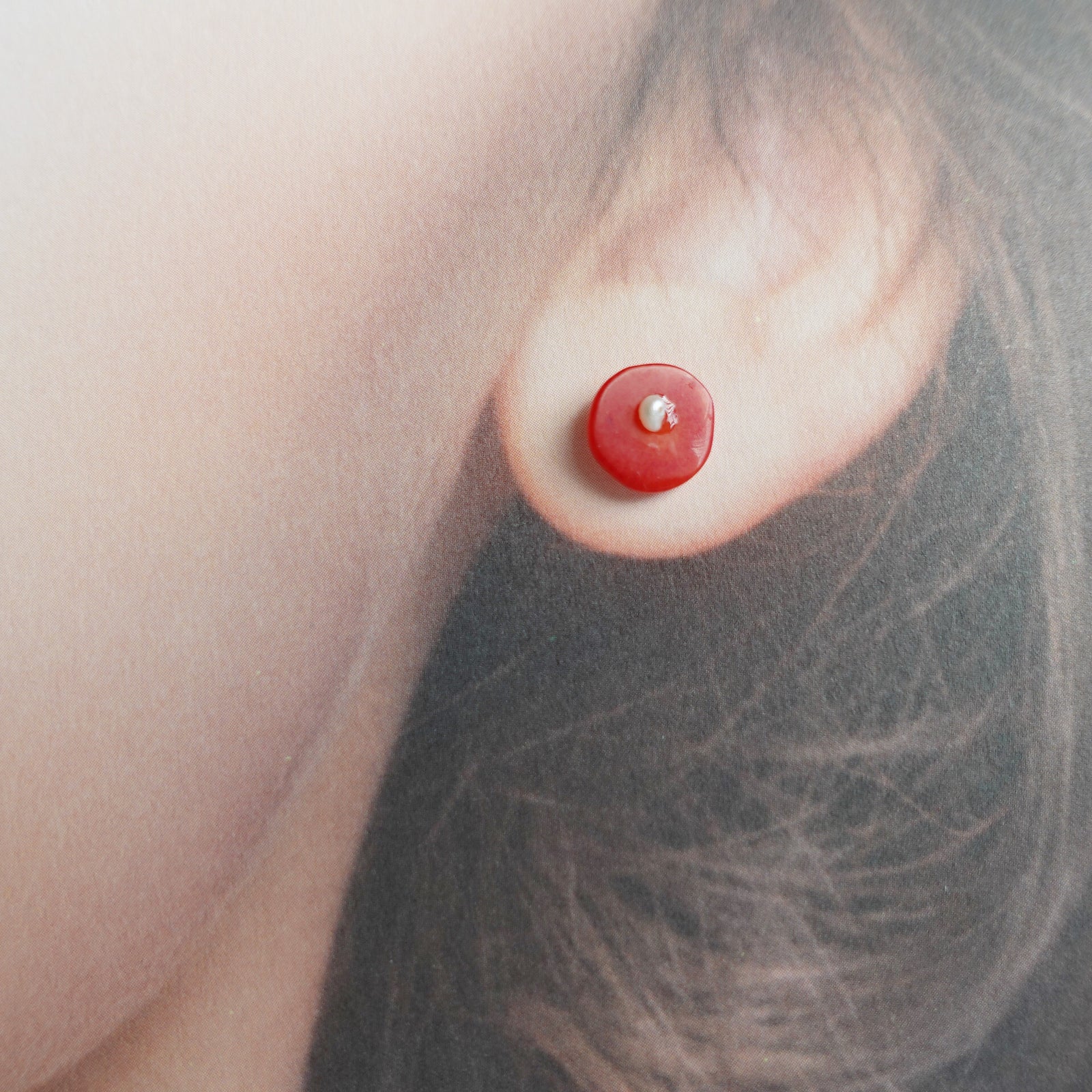 Red Coral Button Studs - Yun Boutique