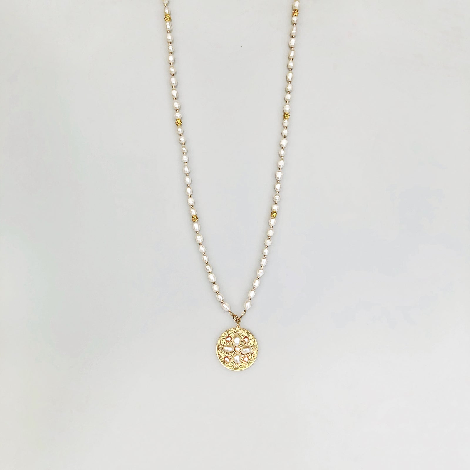 Return to Origin Pearl Necklace Set - Yun Boutique