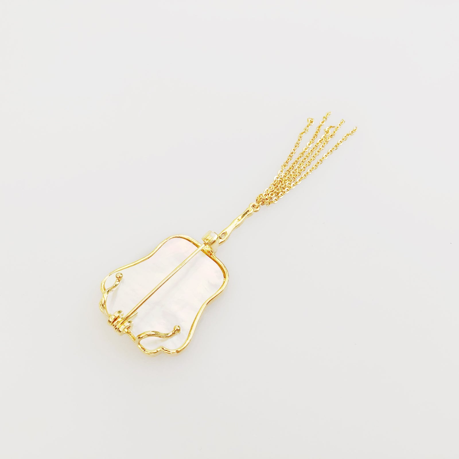 Chinese Chrysanthemum Fan Brooch - Yun Boutique