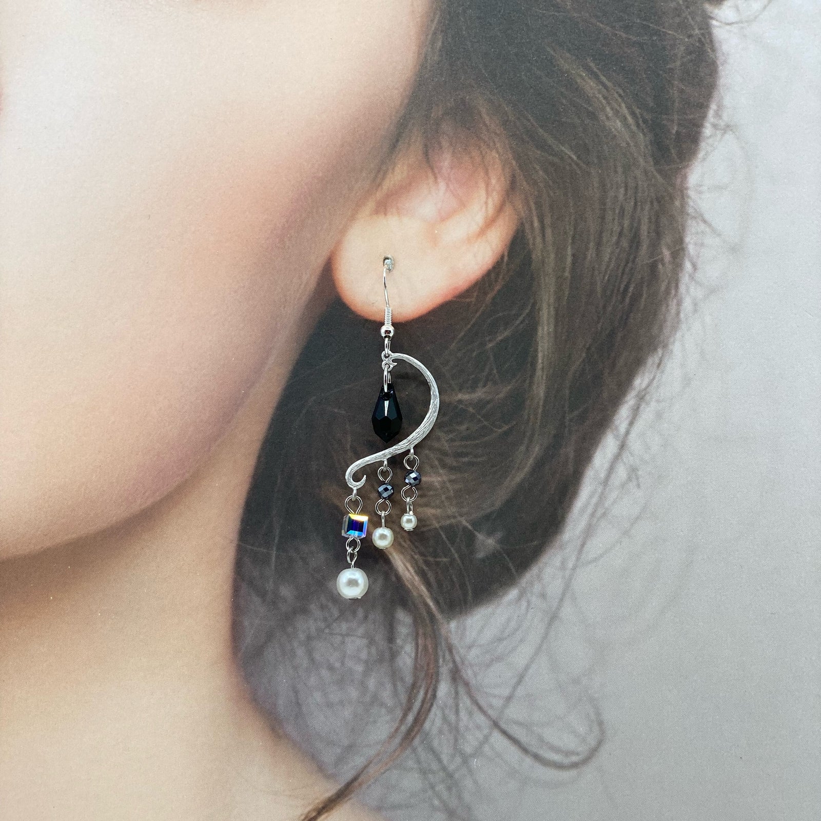 Heavenly Elegance Silver Smoky Blue Earrings - Yun Boutique