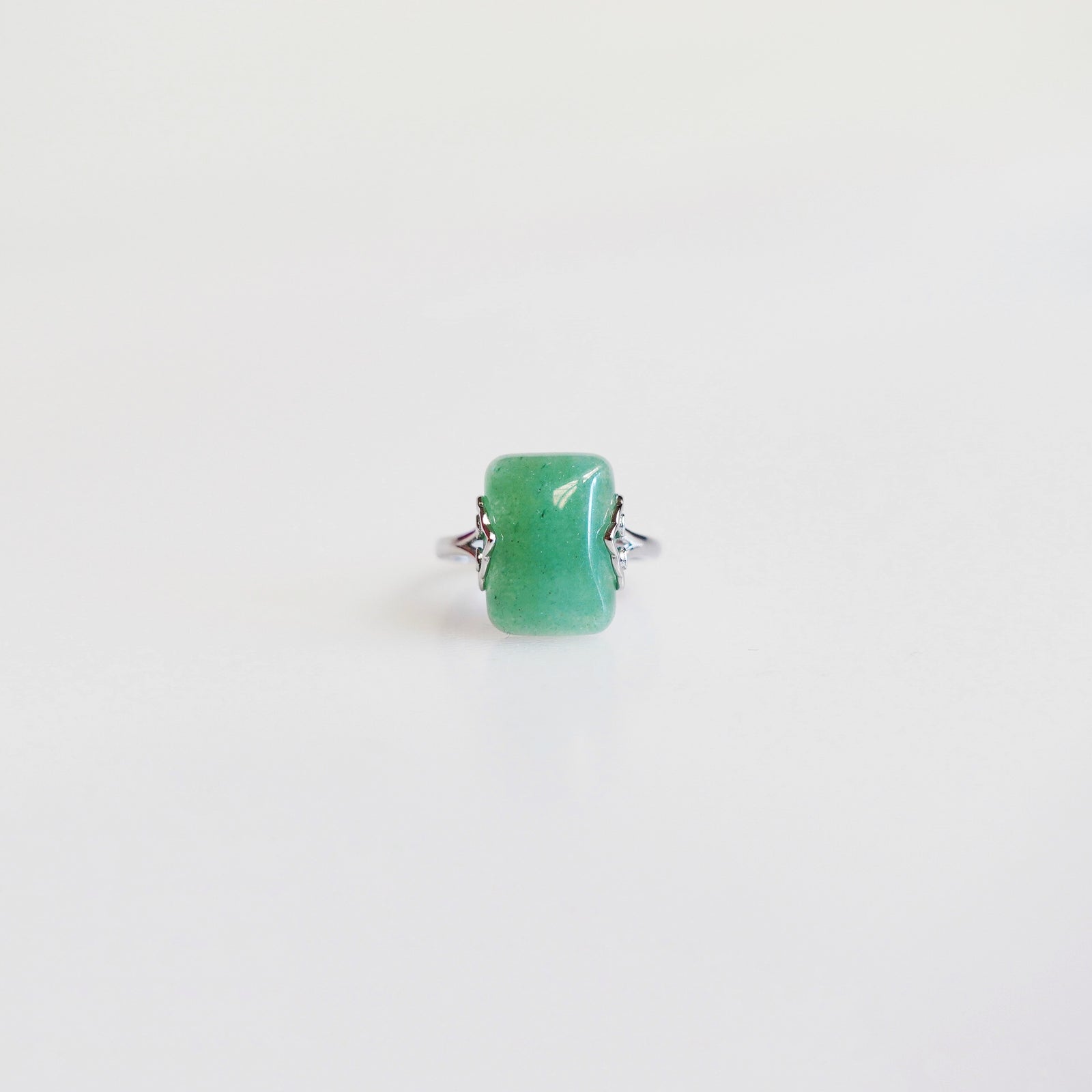 Green Aventurine Ring, Green Gemstone ring, Crystal ring, cocktail ring, sterling silver ring, vintage ring, silver rings for women, rectangle ring, gem rings, handmade ring, real silver rings, 925 ring, boutique ring, Asian ring, Yun Boutique Ring.