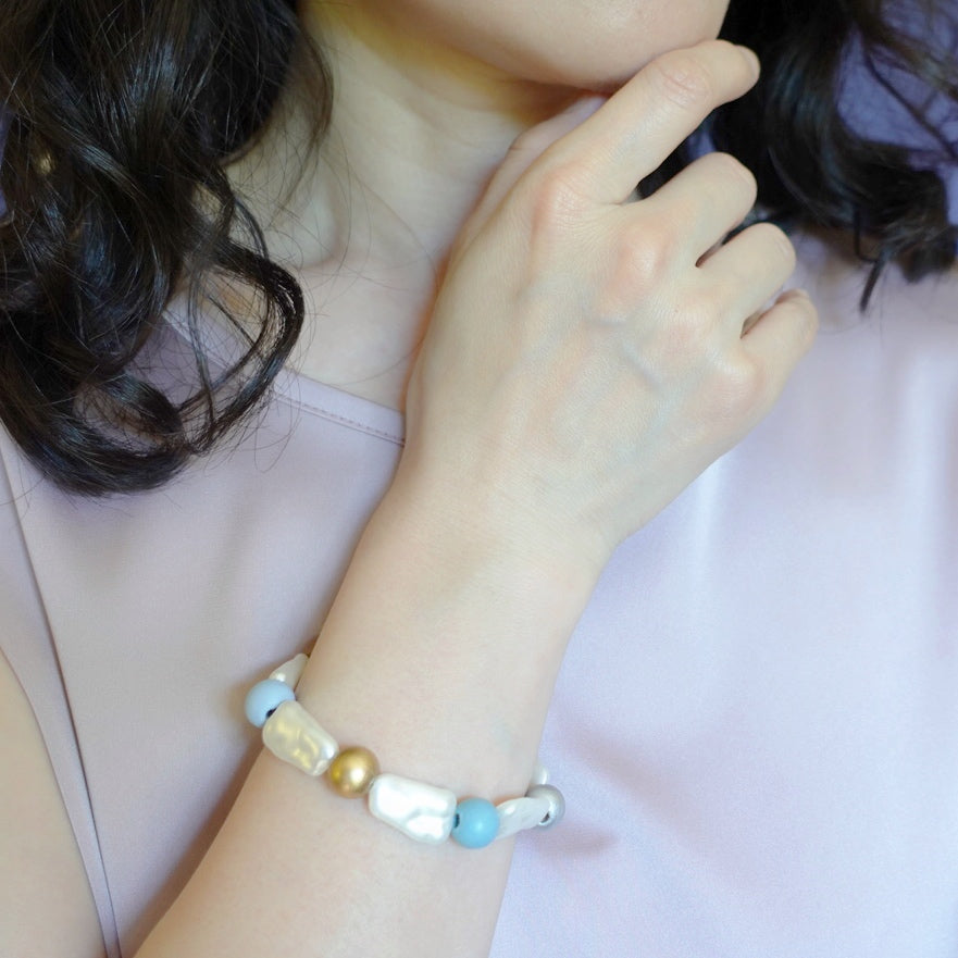 Baroque Pearl Bracelet with Wood Beads