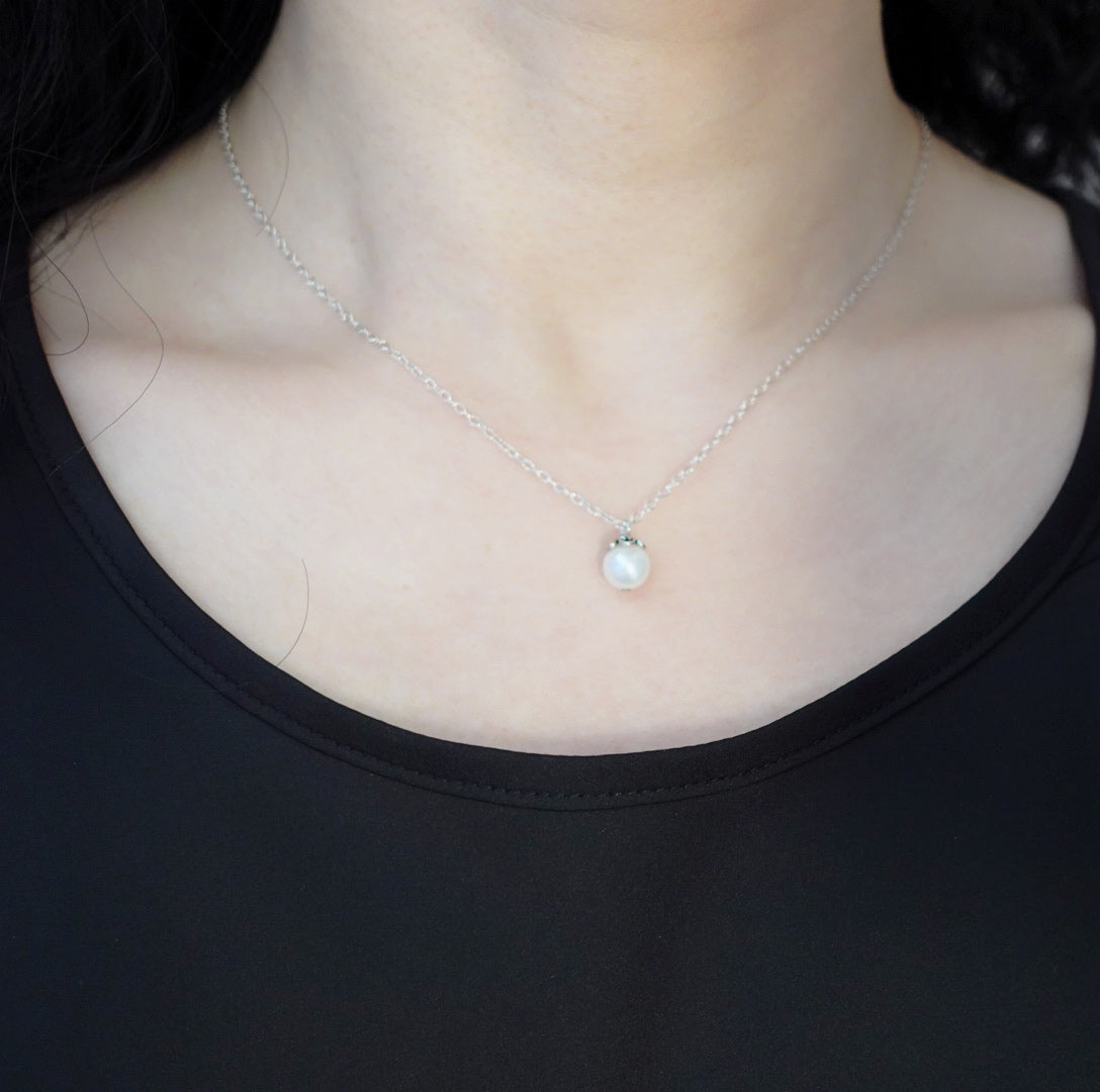 Sterling Silver Pearl Necklace - Yun Boutique