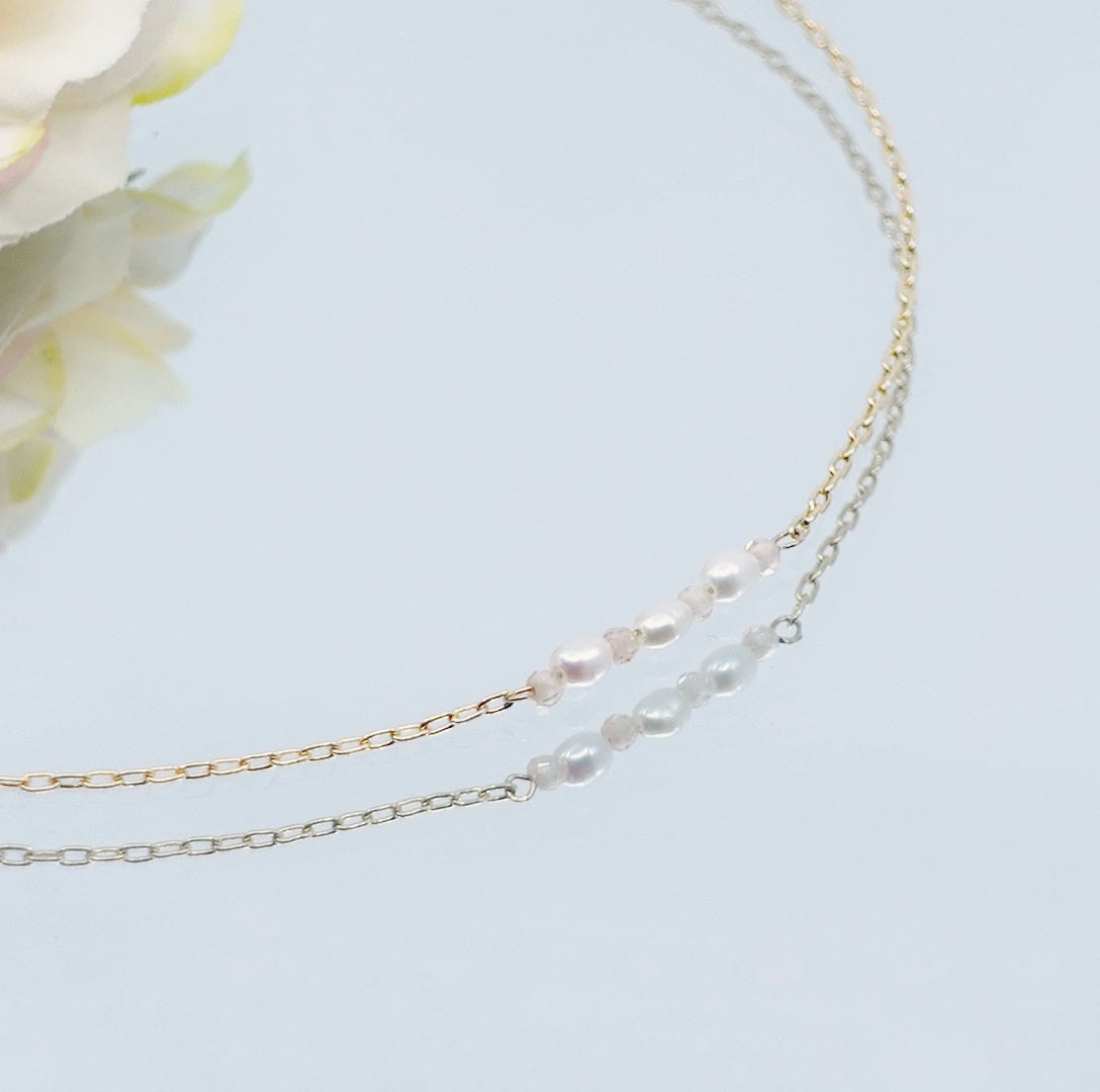 Yun Boutique Pearl Line Necklace and Earrings Set