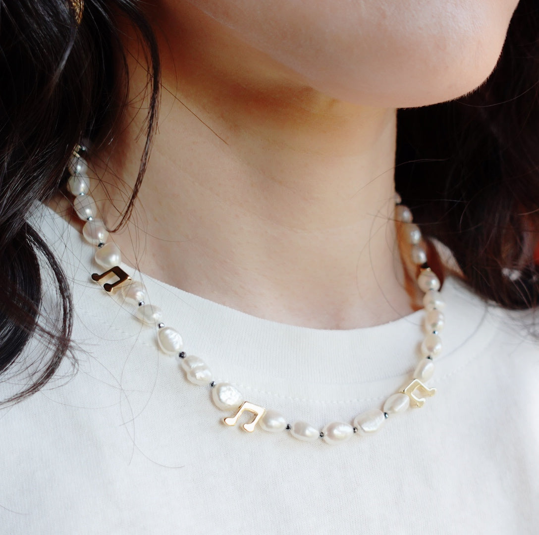 Baroque Pearl Necklace and Bracelet Set (Music Notes)