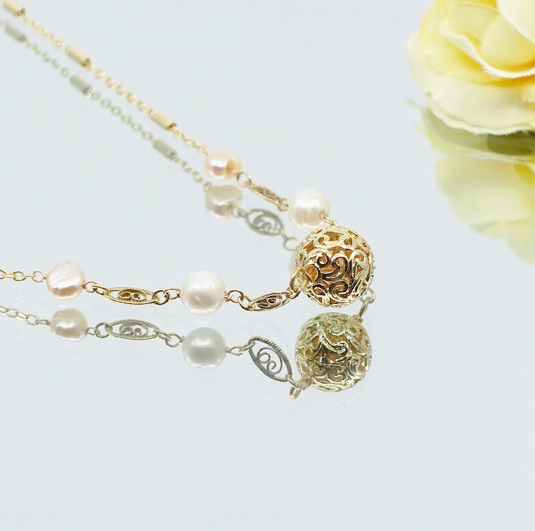 Auspicious Clouds Baroque Pearls Necklace Gold