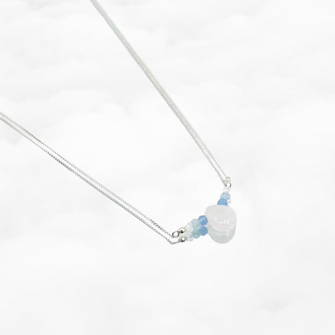 Silver Centered Quartz Necklace - Yun Boutique