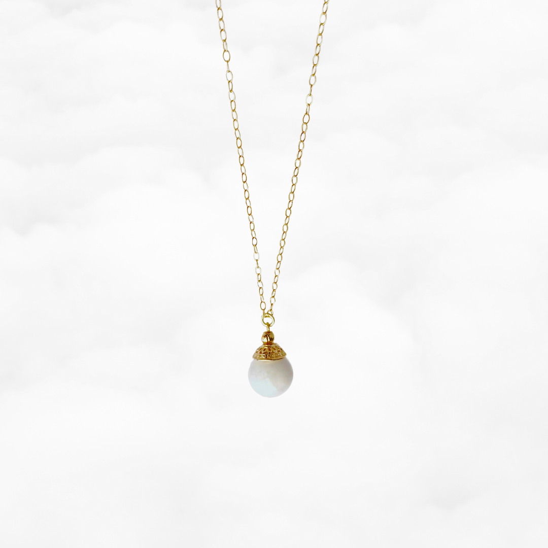 Realm of Peace Long Tridacna Necklace - Yun Boutique