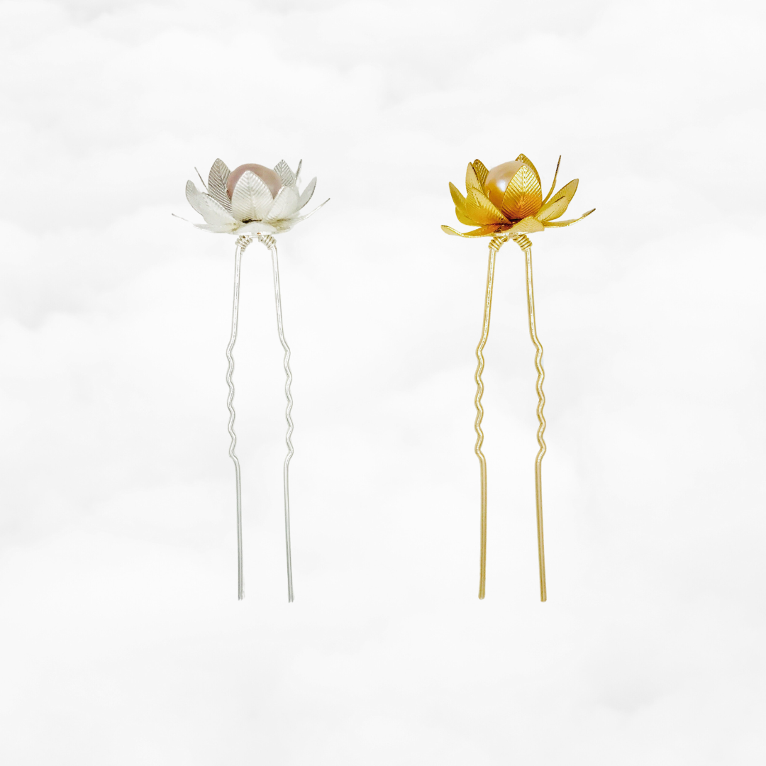 Gold Lotus Hair Pin - Yun Boutique