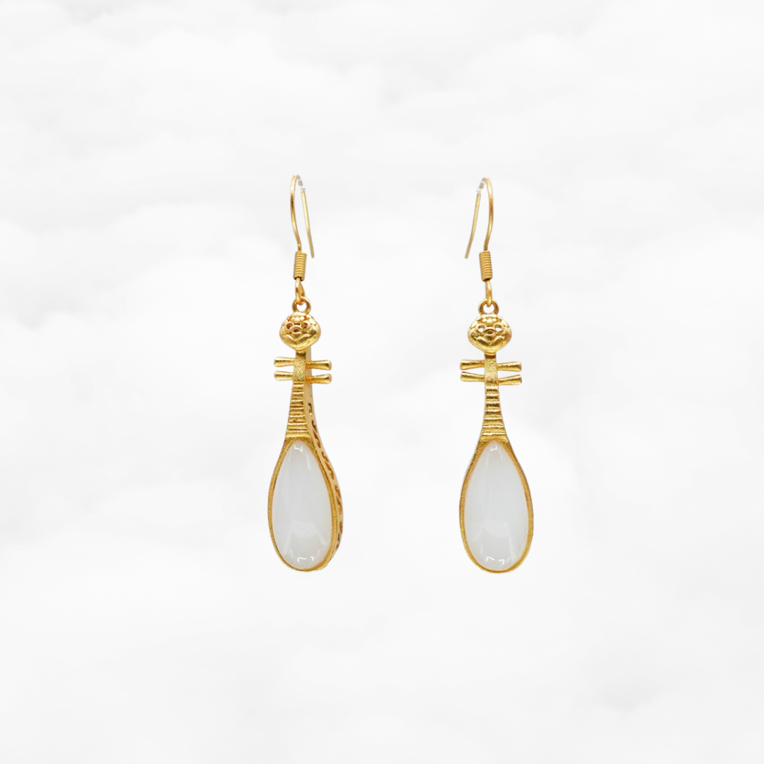 White Jade Pipa Earrrings - Yun Boutique