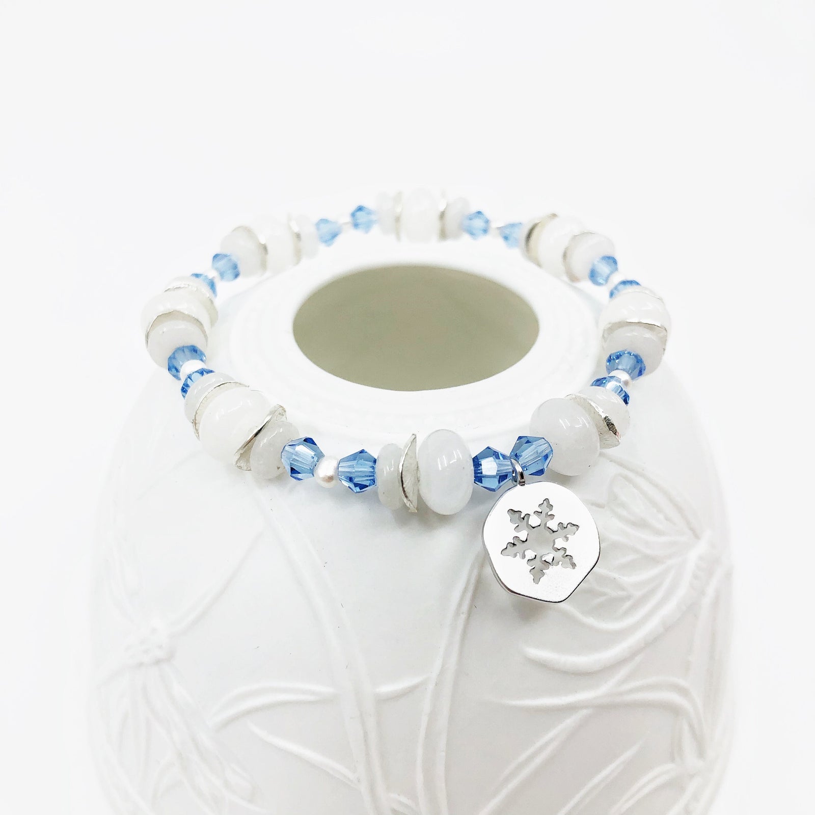 Beaded Snowflake Bracelet - Yun Boutique