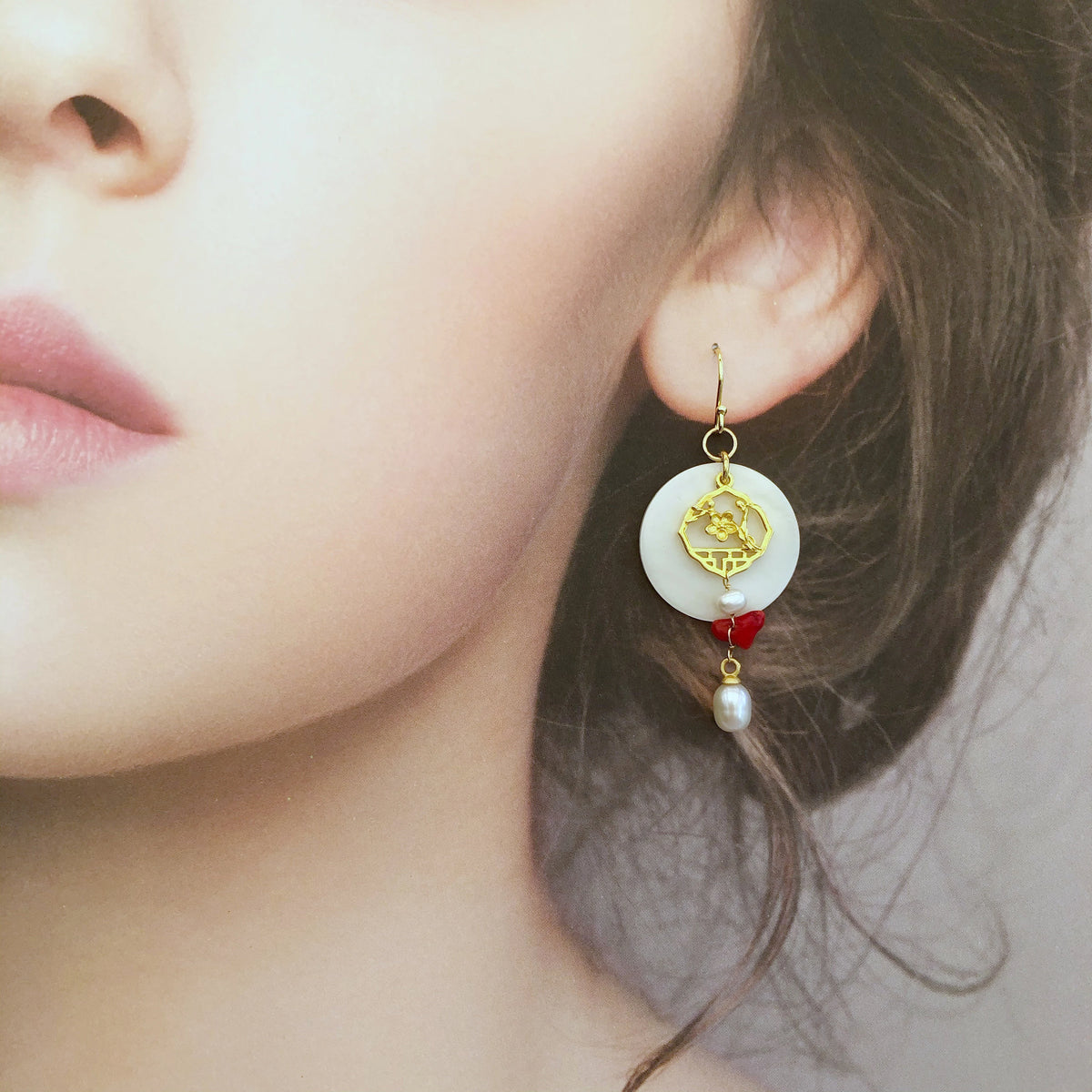 Plum Blossom Mother of Pearl Earrings - Yun Boutique