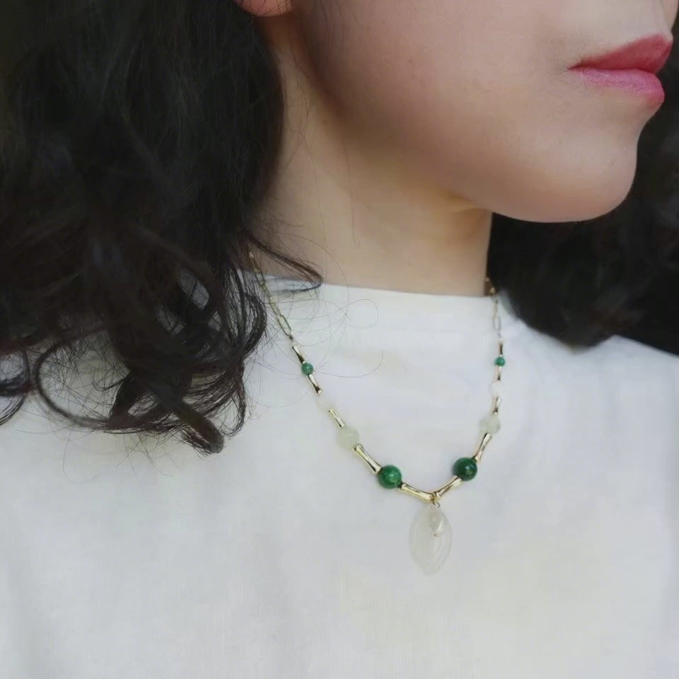 Elf Forest Leaf Necklace Gold - Yun Boutique