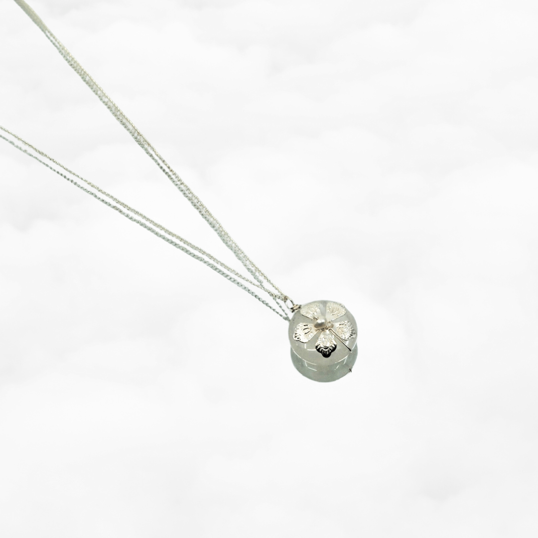 Tourmaline Flower Pendant Necklace - Yun Boutique