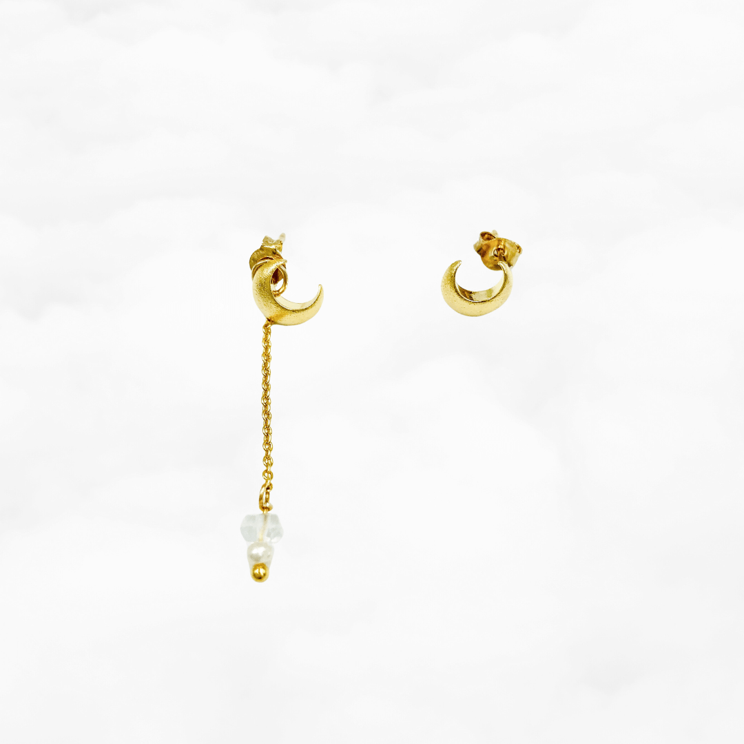Versatile Crescent Stud Earrings Gold - Yun Boutique
