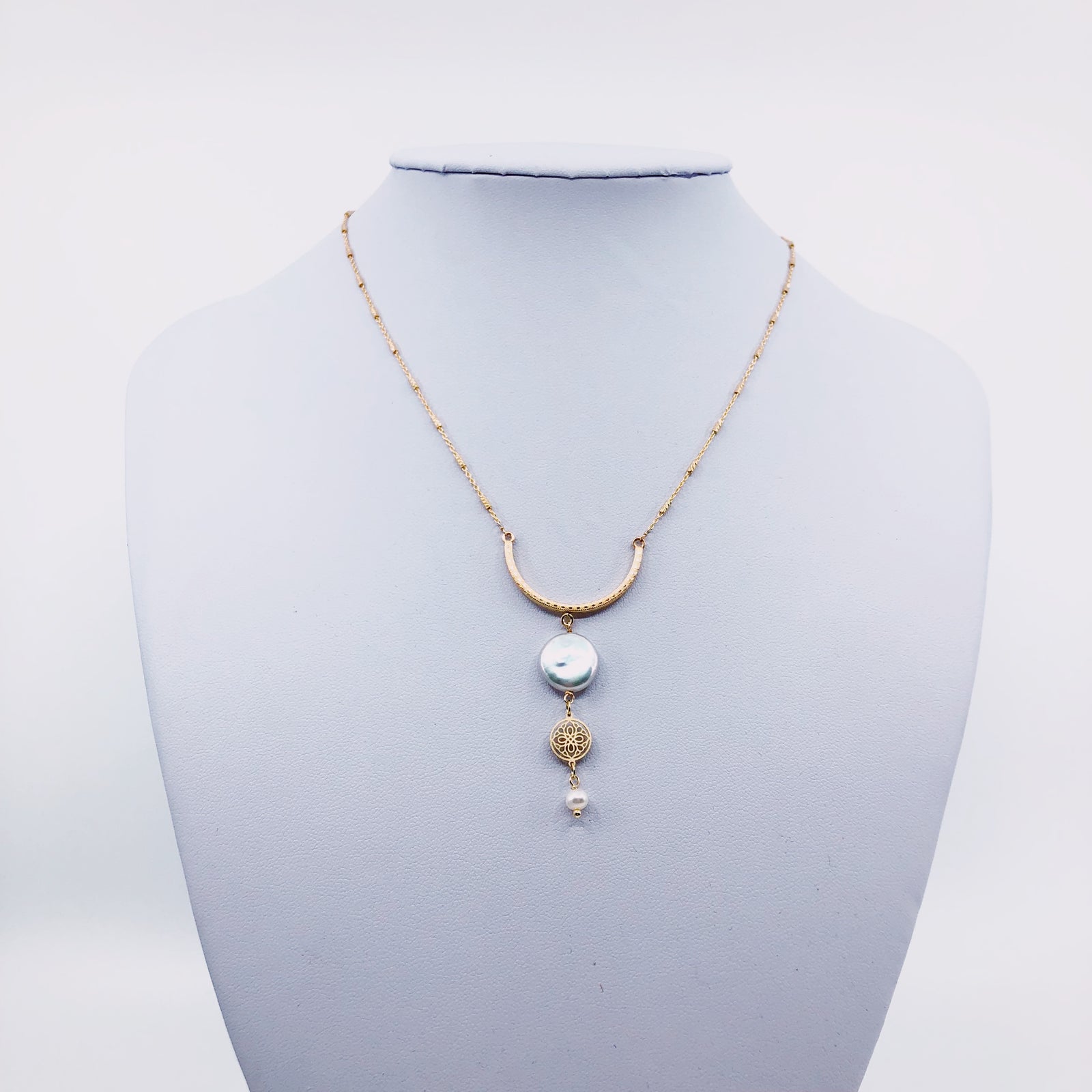 【HYERES LOR】23FW★ Champagne Moon Goutte SV(Y) Necklace Lilia Moon Drip Necklace – Charlotte's Outré