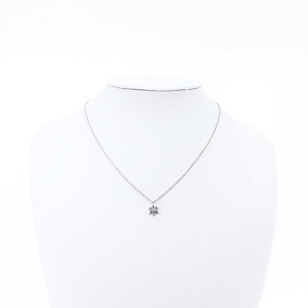 Snow Flake Zircon Necklace