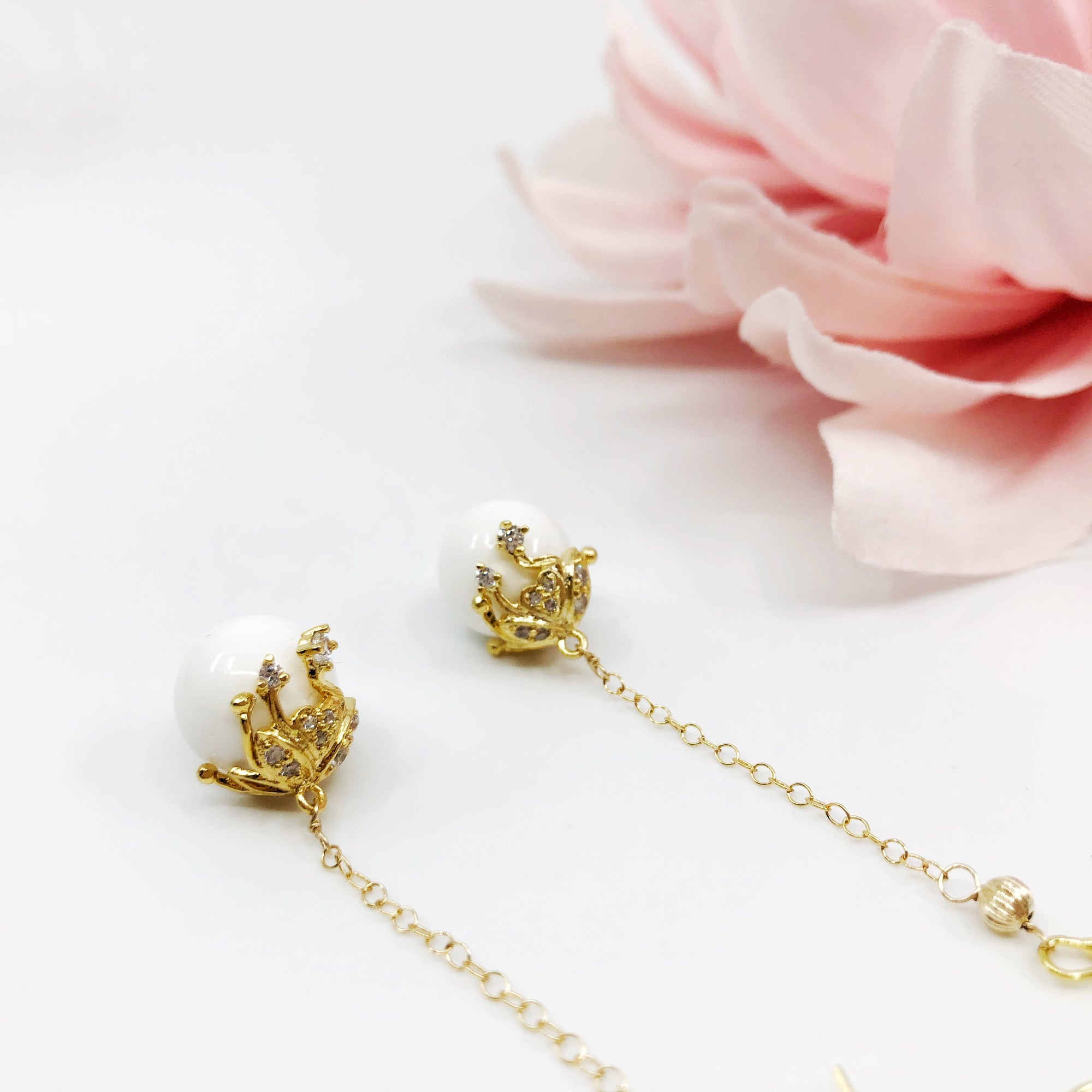 Fairytale Tridacna Earrings