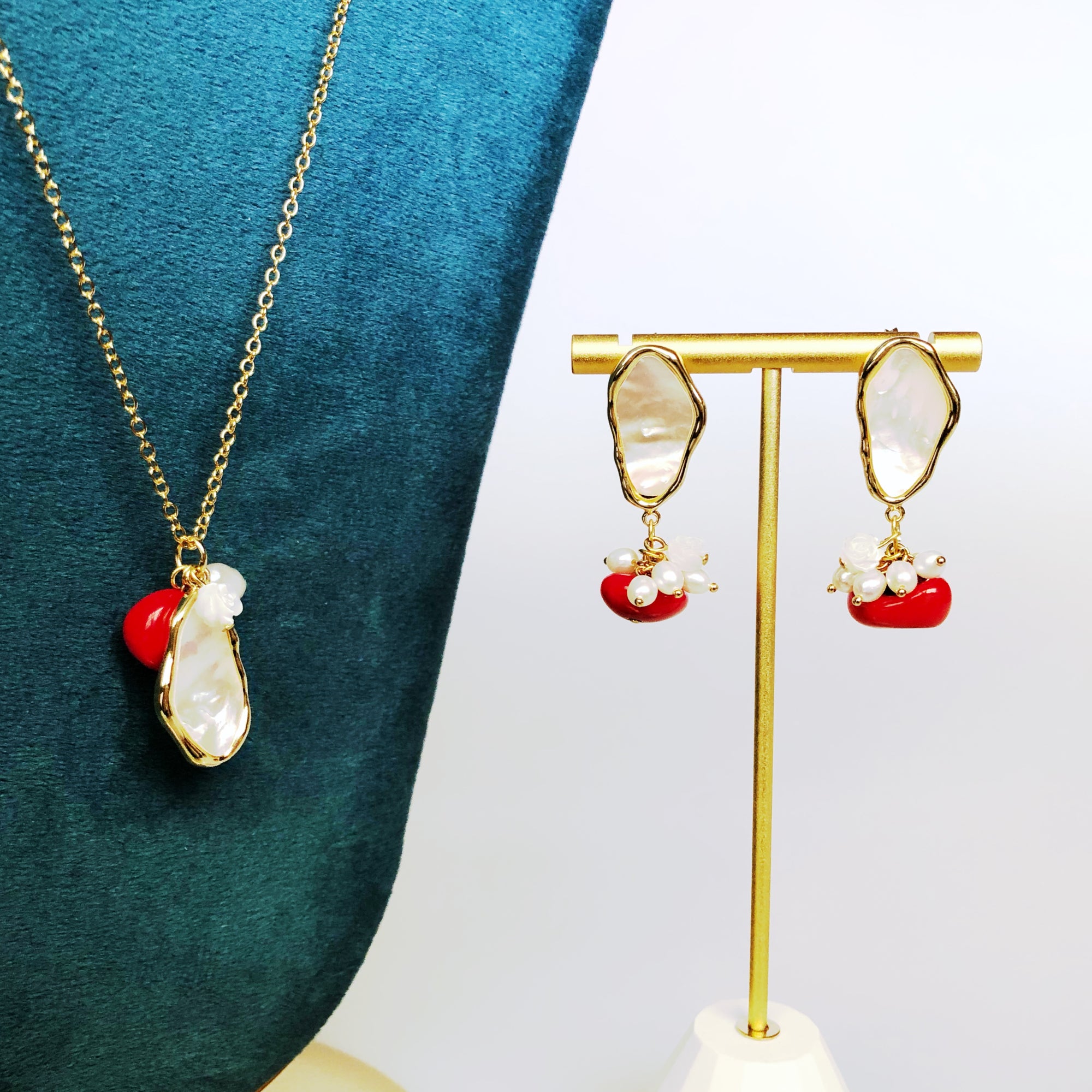 Mother Pearl and Red Coral Cluster Earrings and Necklace Set Gold