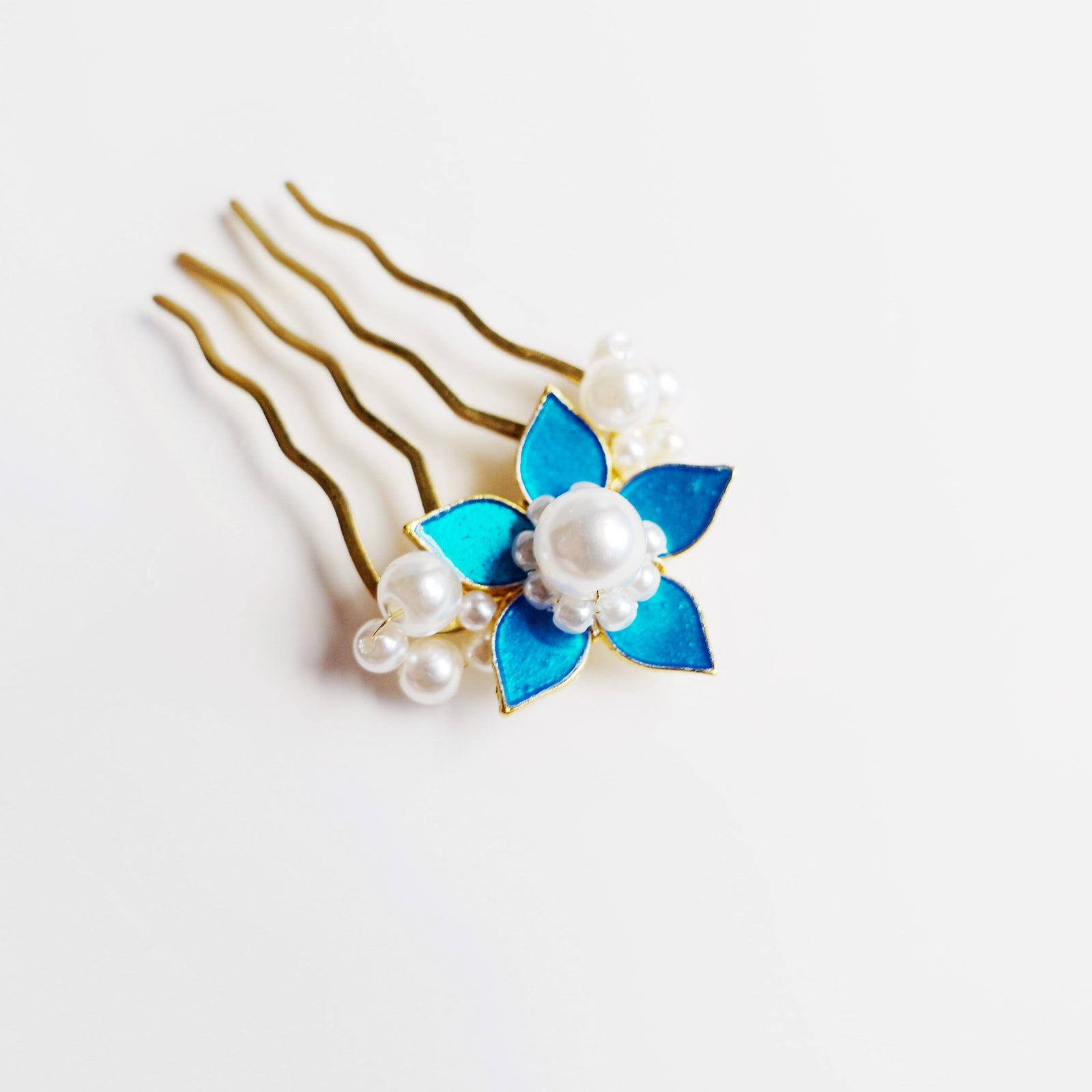 Royal Blue Enamel Flower and Pearl Hair Comb - Yun Boutique