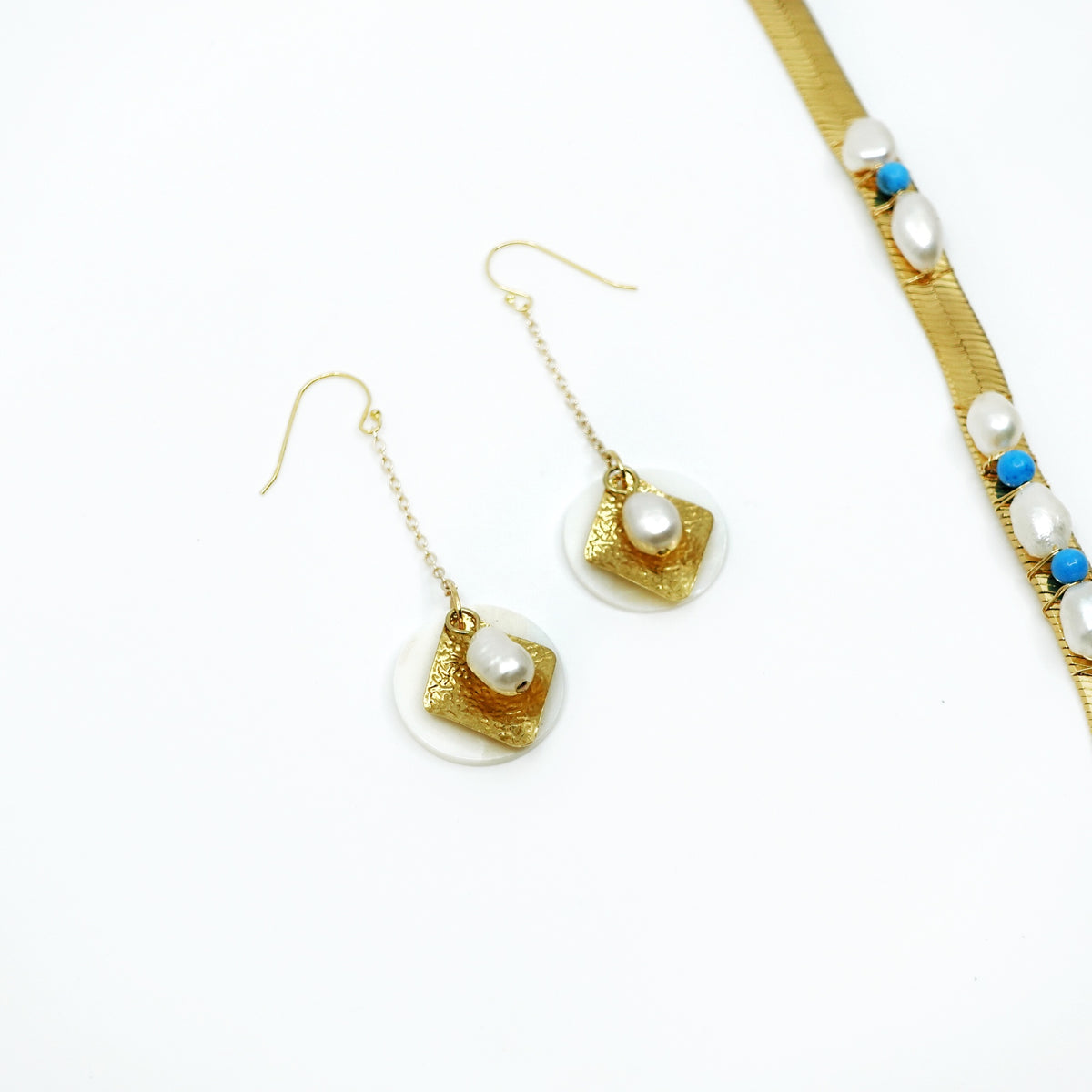 Memory of Ancient Kingdom Dangle Earrings Gold - Yun Boutique