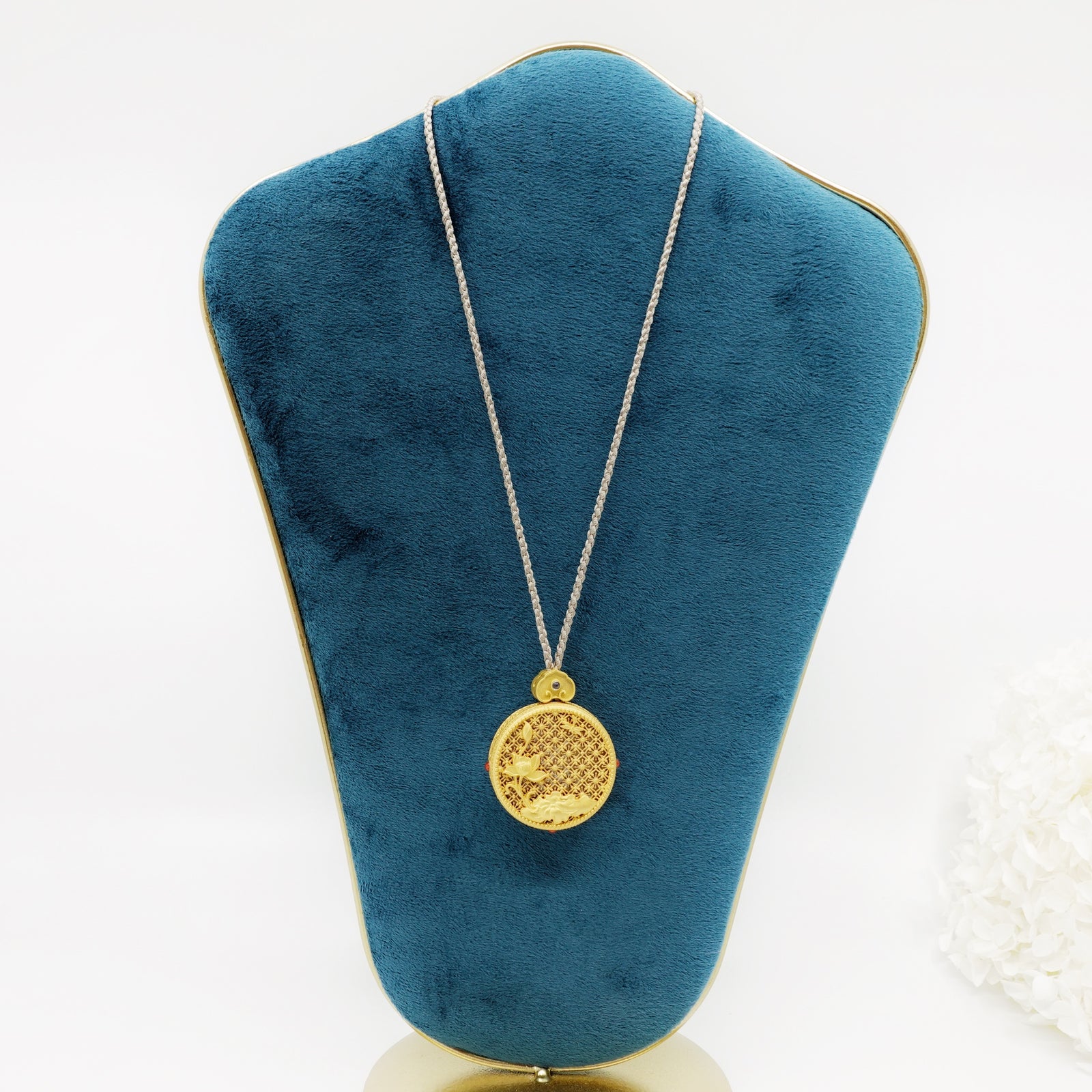 Enamel Lotus Necklace in Sterling Silver - Yun Boutique