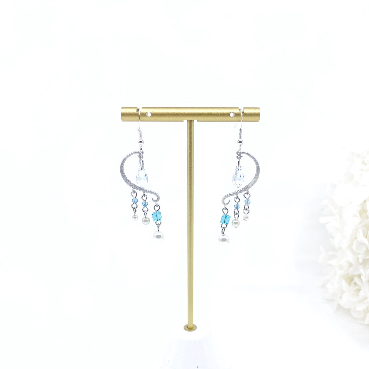 Heavenly Elegance Silver Blue Earrings - Yun Boutique