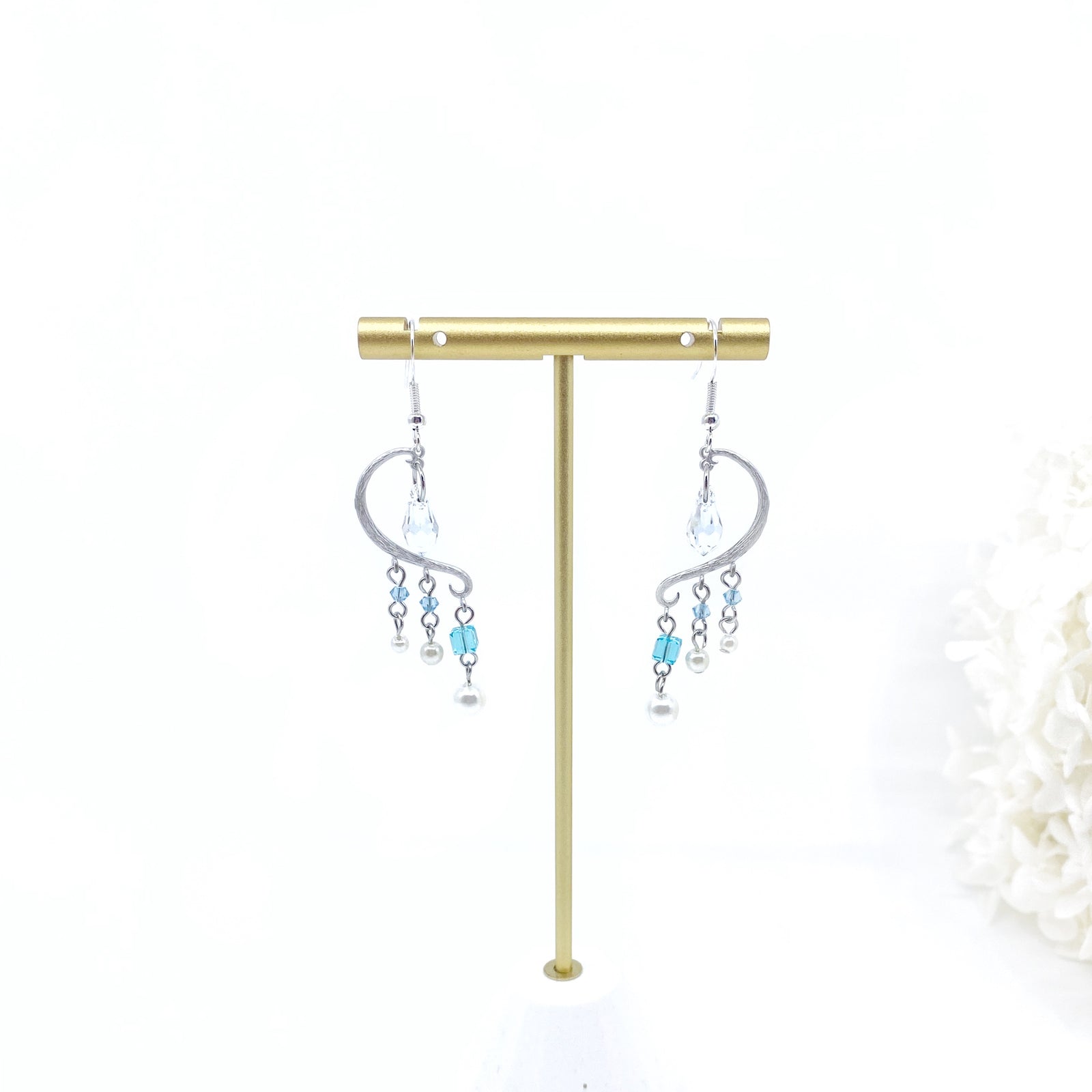 Heavenly Elegance Silver Blue Earrings - Yun Boutique