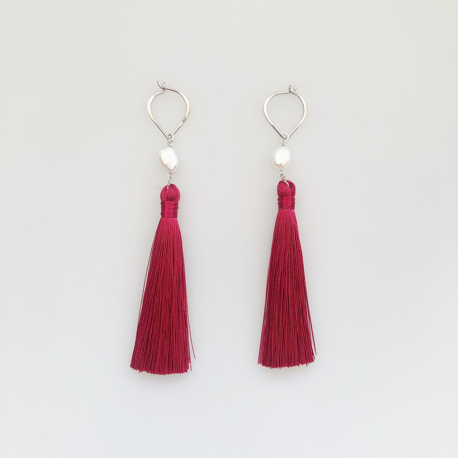 Multi-style Baroque Pearl Lariat Necklace Set with Red Tassels