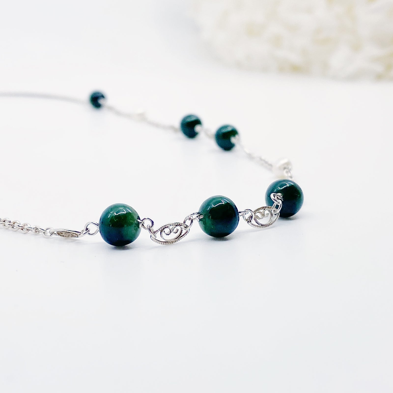 Yun Boutique The Nine Green Phantom Long Necklace