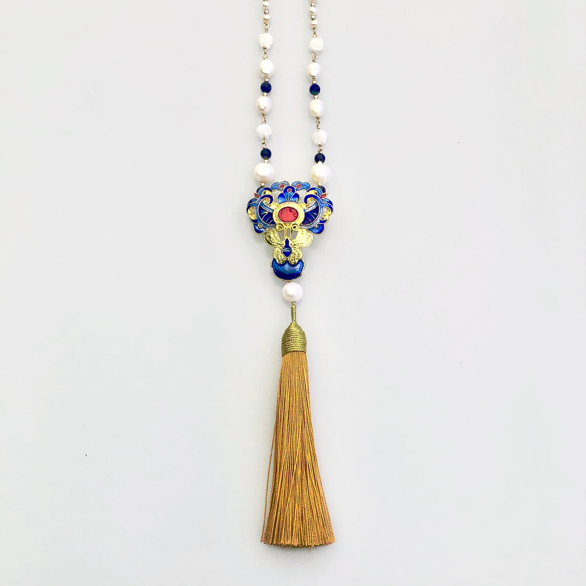 Vintage Style Natural Pearl Enamel Pendant Necklace