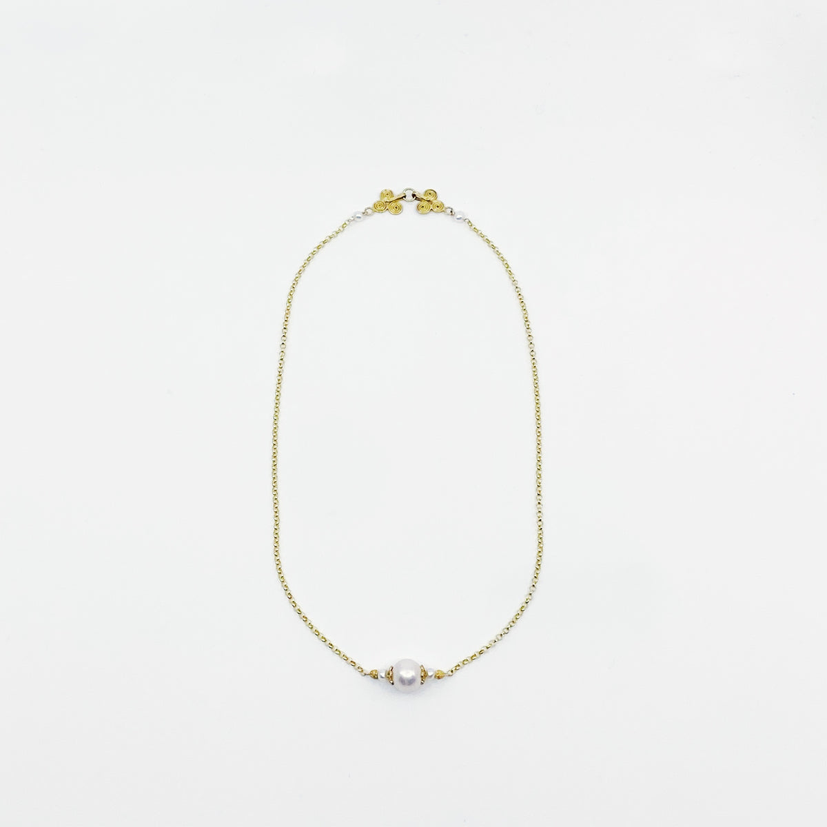 Yun Boutique The Nine Gold Pearl Necklace and Earrings Set