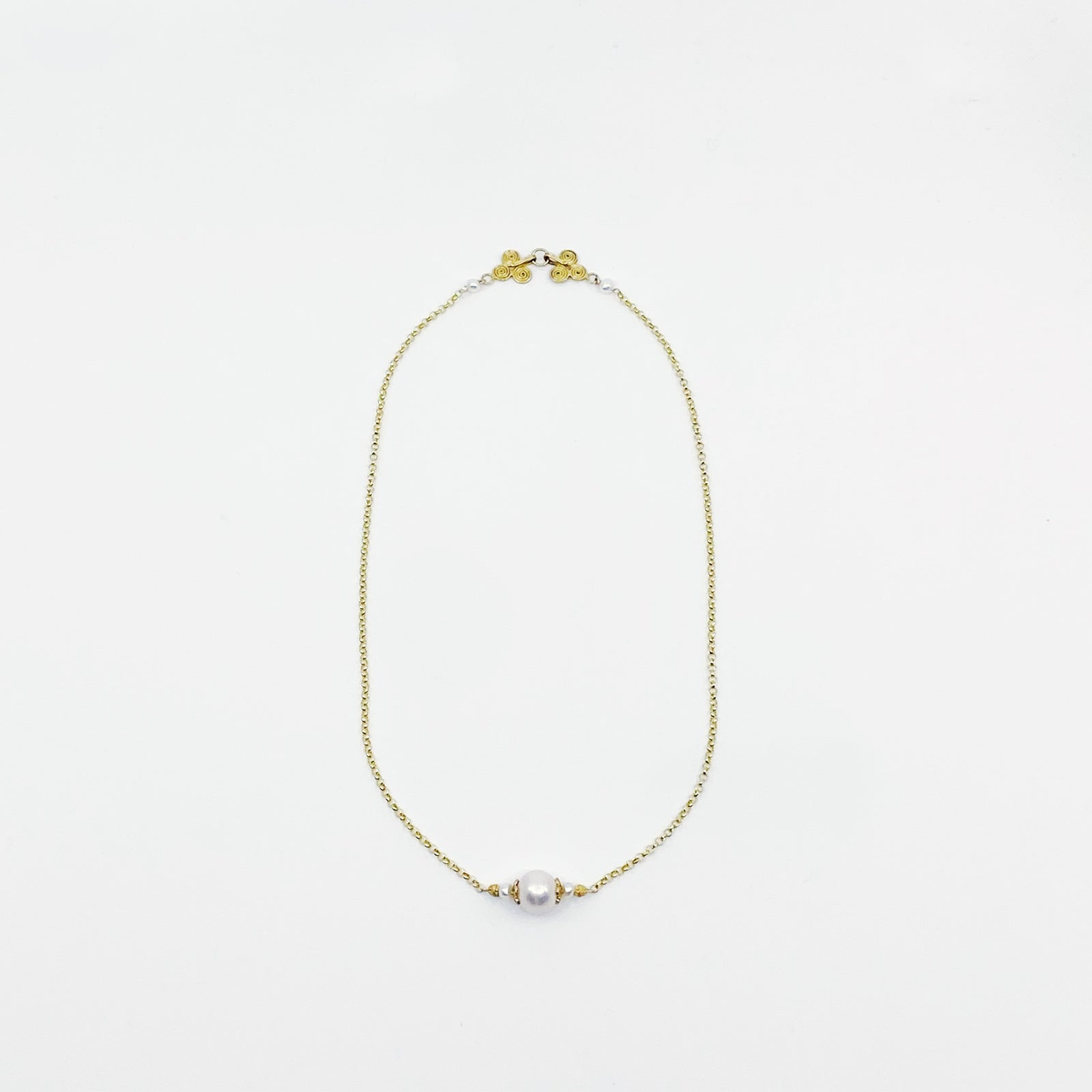 Yun Boutique The Nine Gold Pearl Necklace and Earrings Set