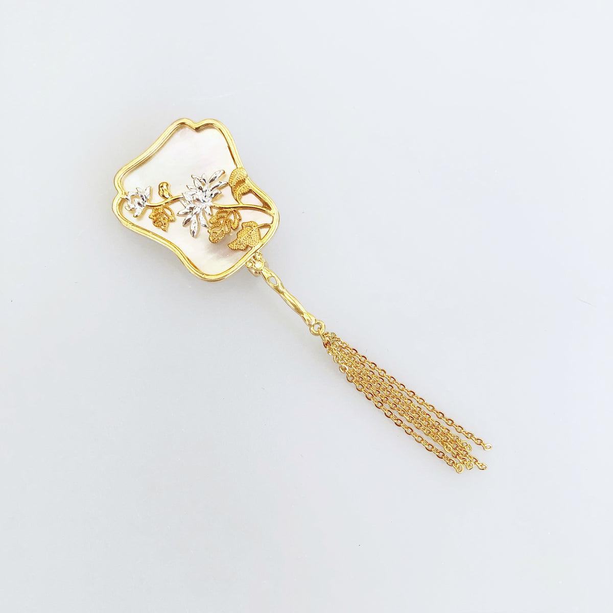 Chinese Chrysanthemum Fan Brooch - Yun Boutique