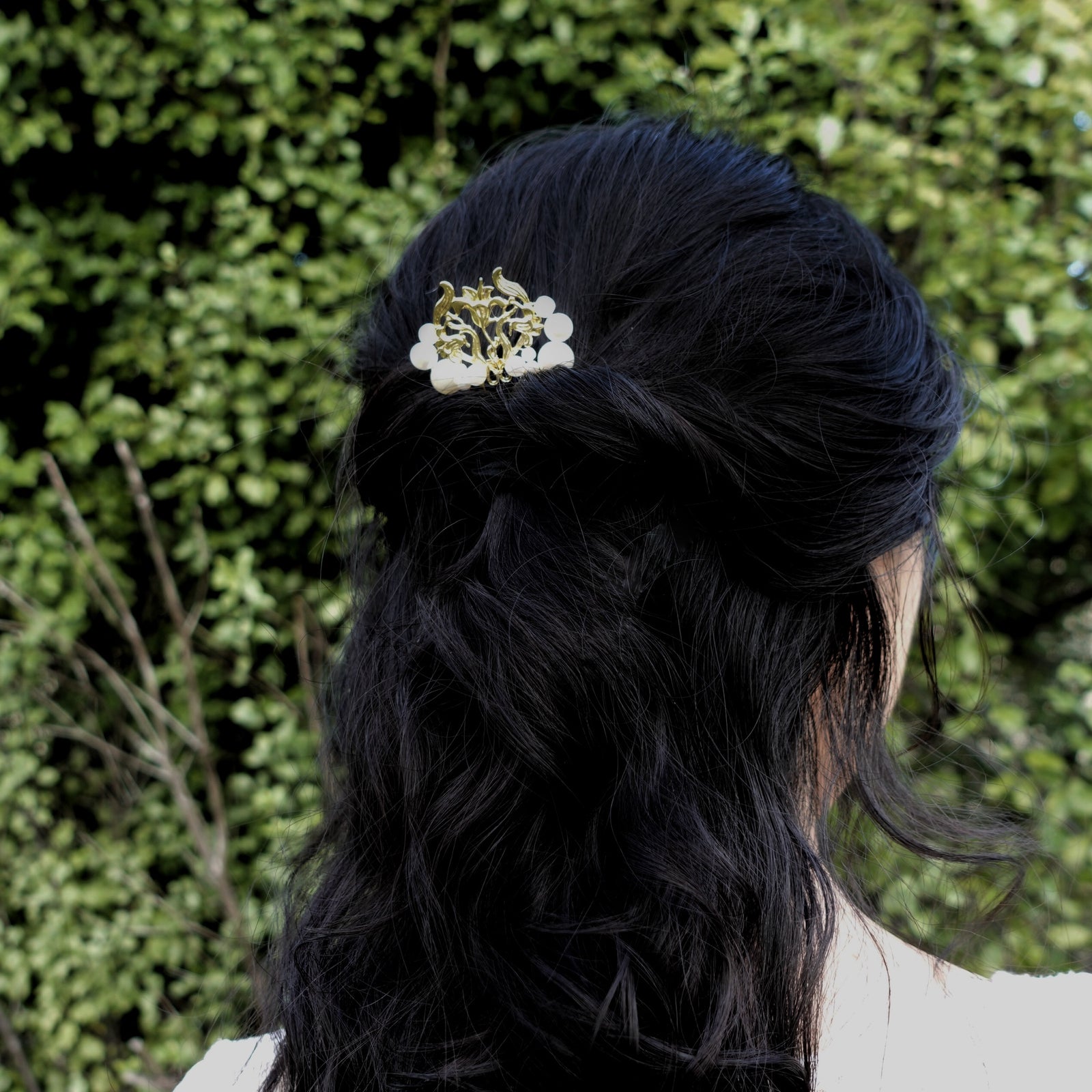Lily Flower Hair Comb Gold - Yun Boutique