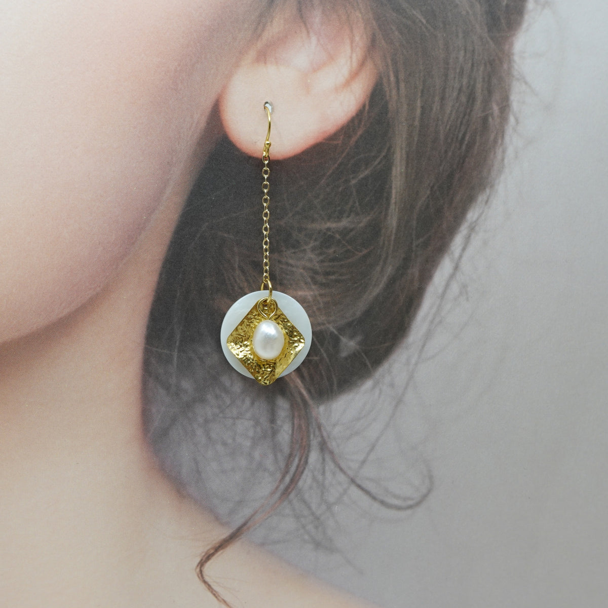 Memory of Ancient Kingdom Dangle Earrings Gold - Yun Boutique
