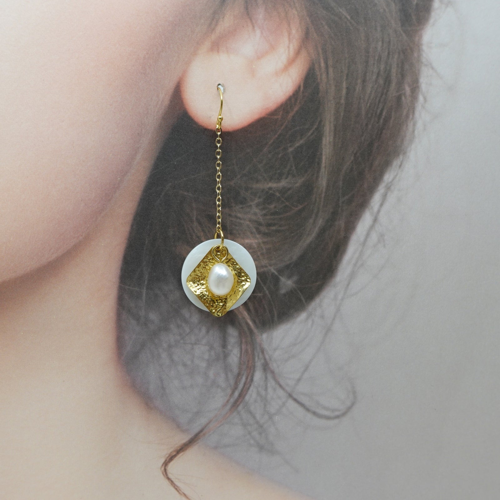 Memory of Ancient Kingdom Dangle Earrings Gold - Yun Boutique