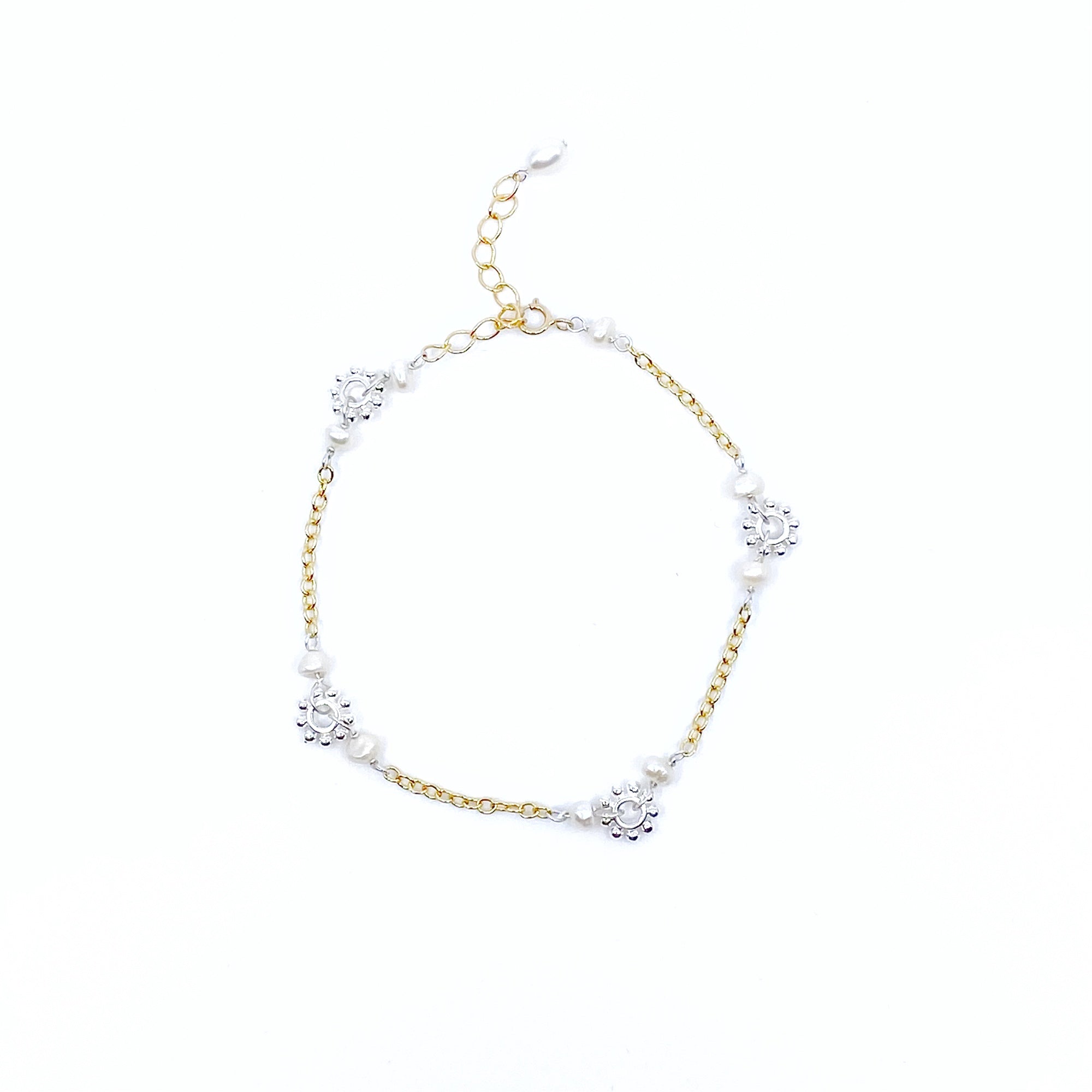 Gold and Silver Pearl Bracelet | Asian Boutique Jewelry from New York | Yun  Boutique