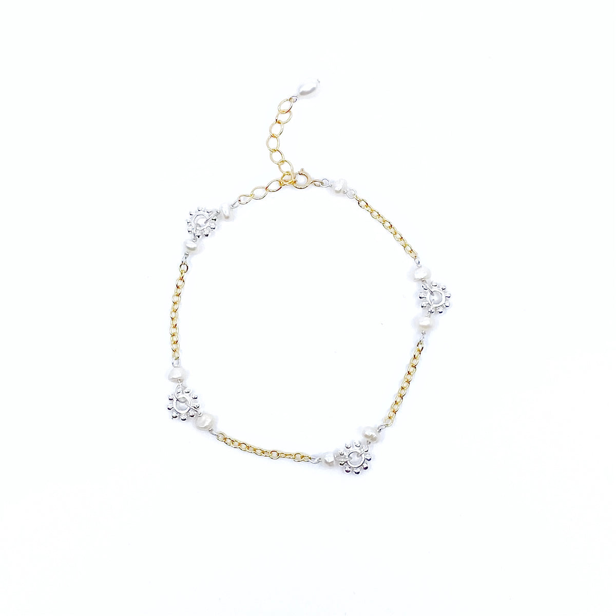 Gold and Silver Pearl Bracelet - Yun Boutique