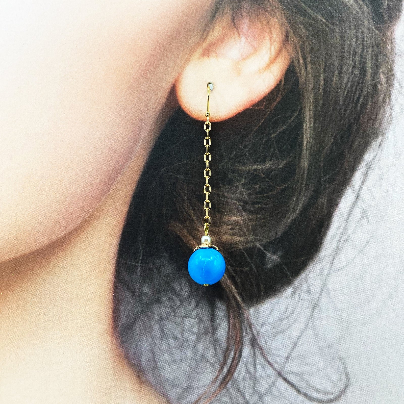 Yun Boutique Turquoise Howlite Bracelet and Earrings Set