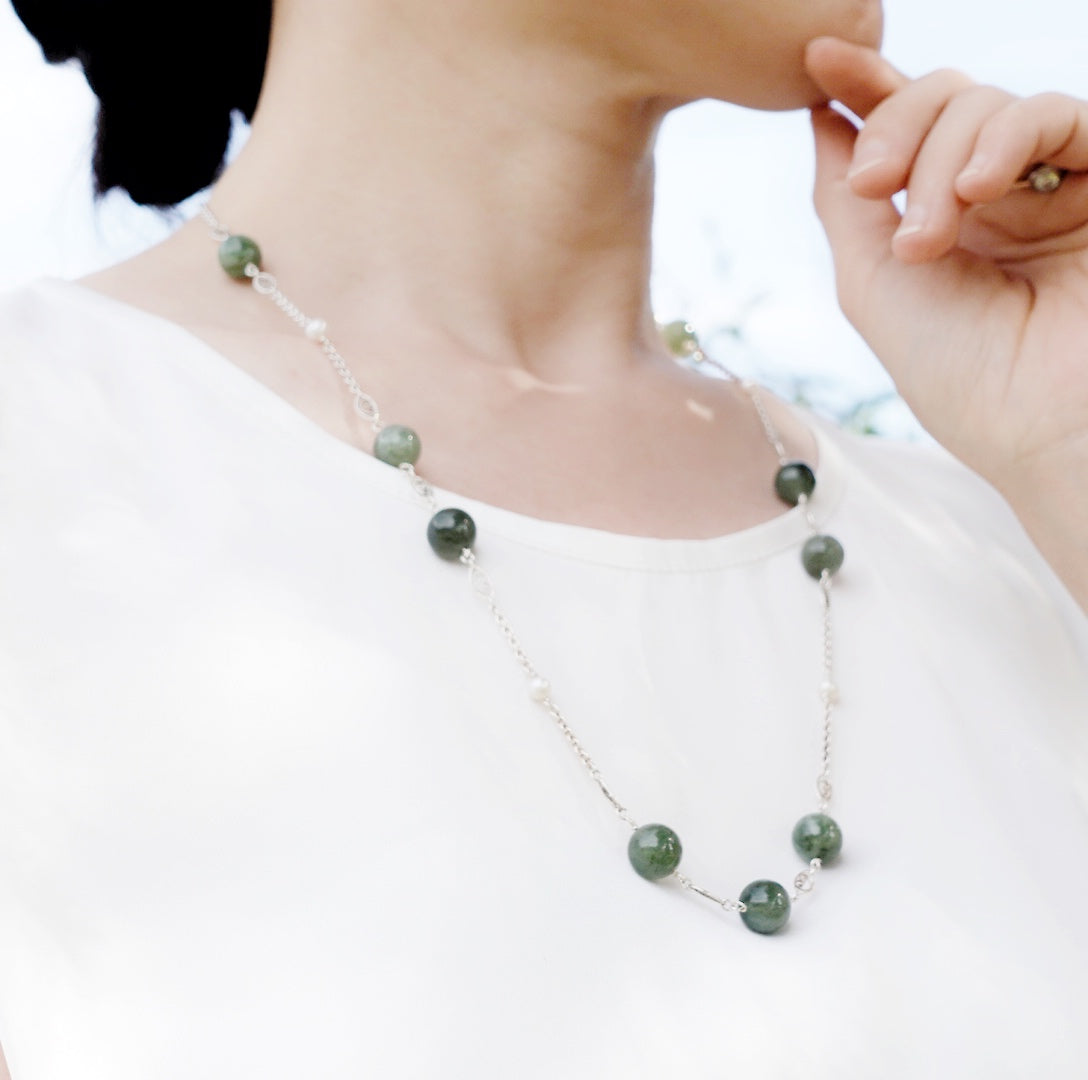 Yun Boutique The Nine Green Phantom Long Necklace
