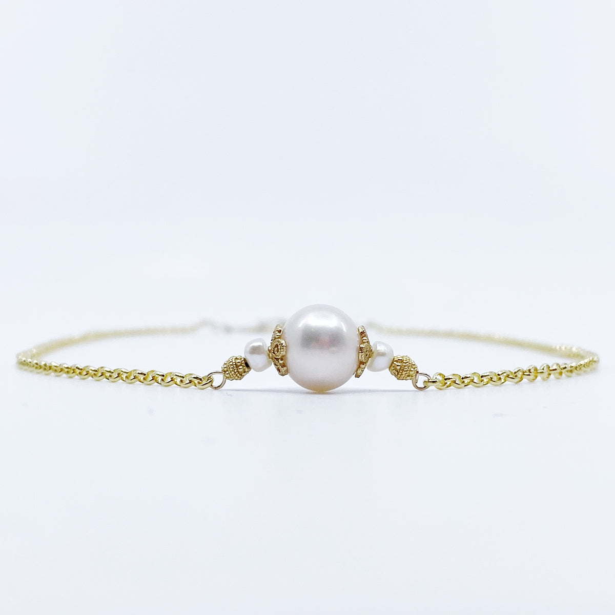 Yun Boutique The Nine Gold Pearl Necklace and Earrings Set