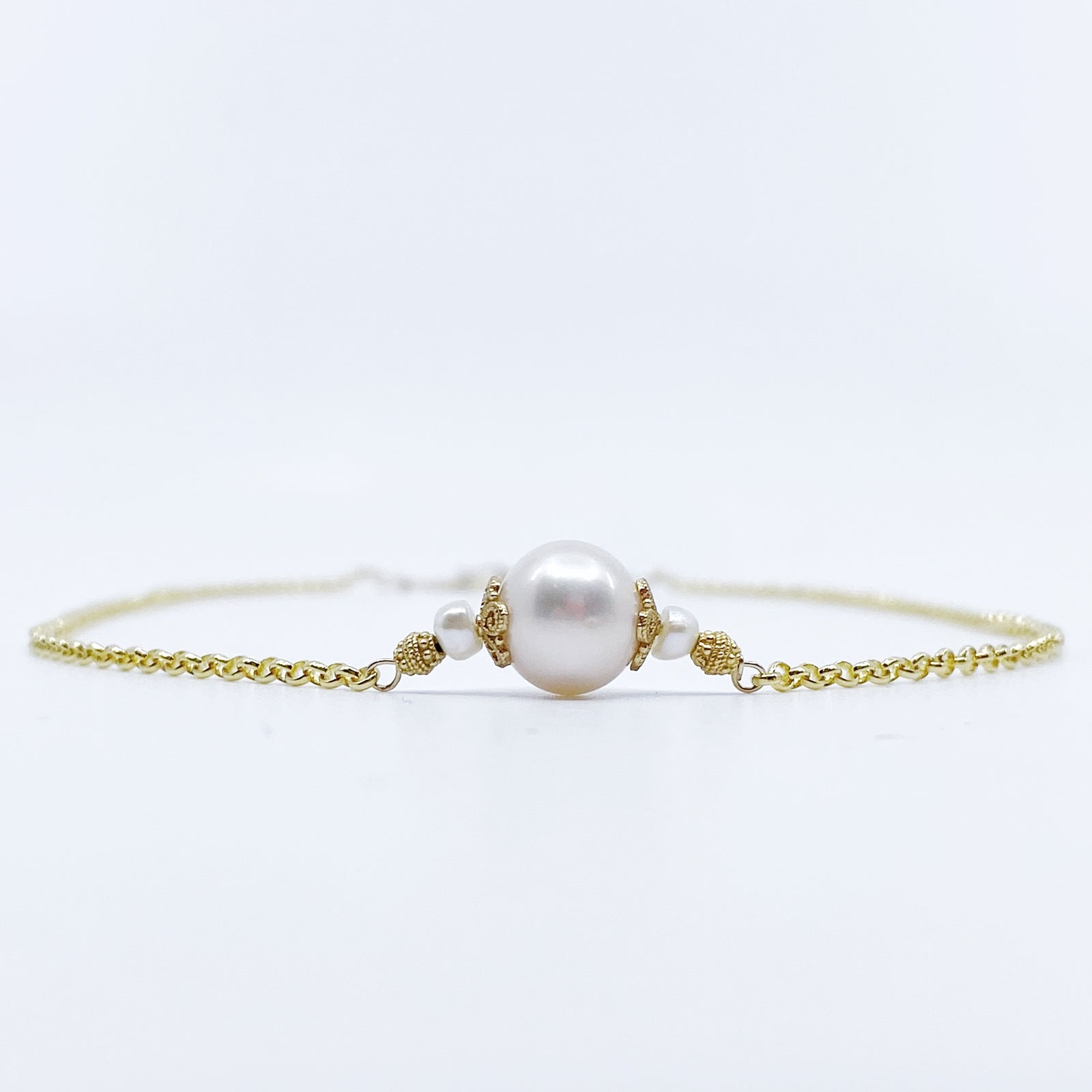 Yun Boutique The Nine Gold Pearl Necklace and Earrings Set