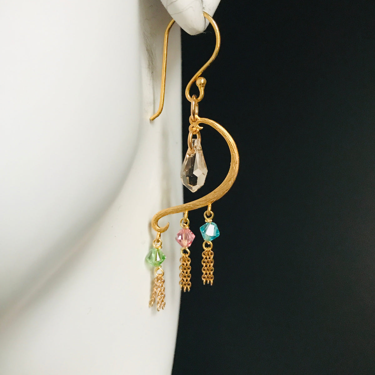 Heavenly Elegance Tassel Earrings - Yun Boutique